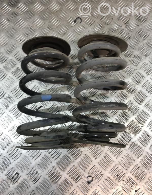 BMW X3 E83 Muelle espiral trasero 