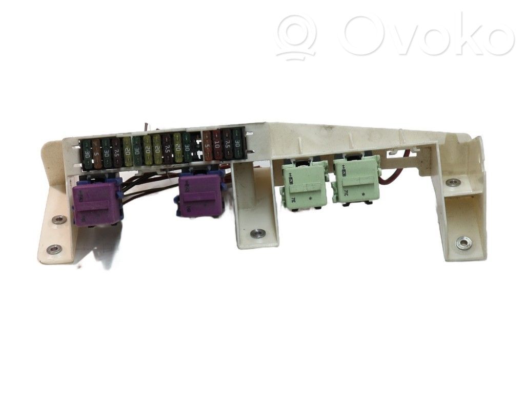 Módulo de fusible   61138383720