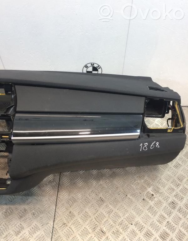 BMW X5 E70 Dashboard 