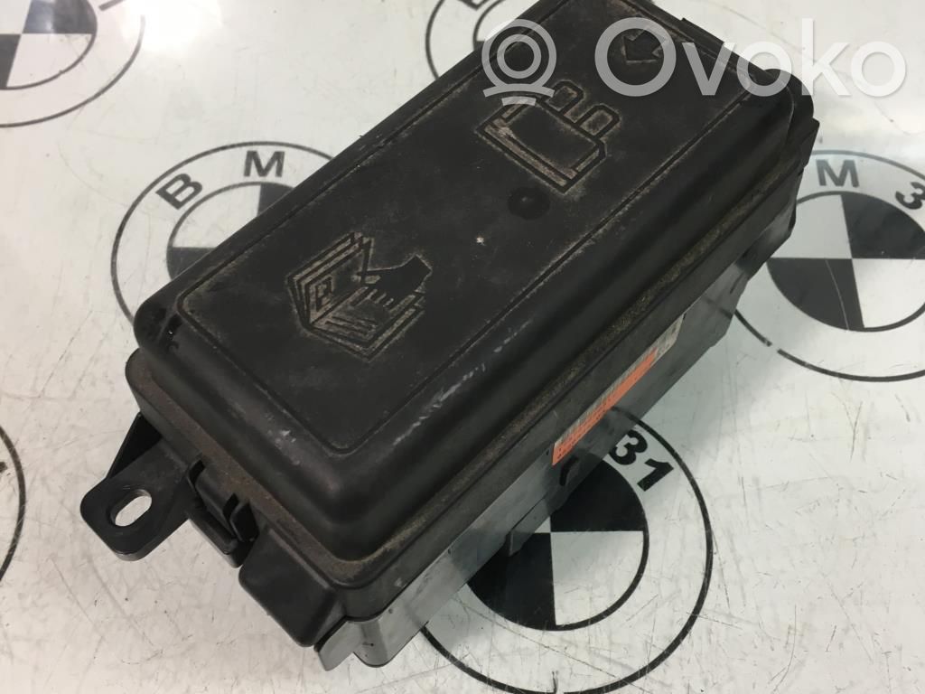 Mini Cooper Countryman R60 Fuse module 