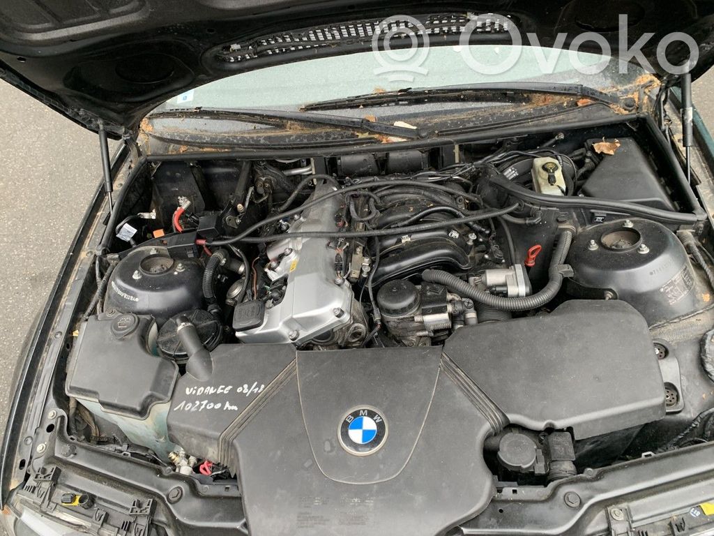 BMW 3 E46 Air filter box 