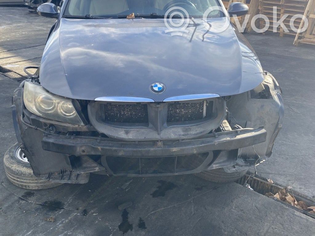 BMW 3 E90 E91 Etu-/Ajovalo 