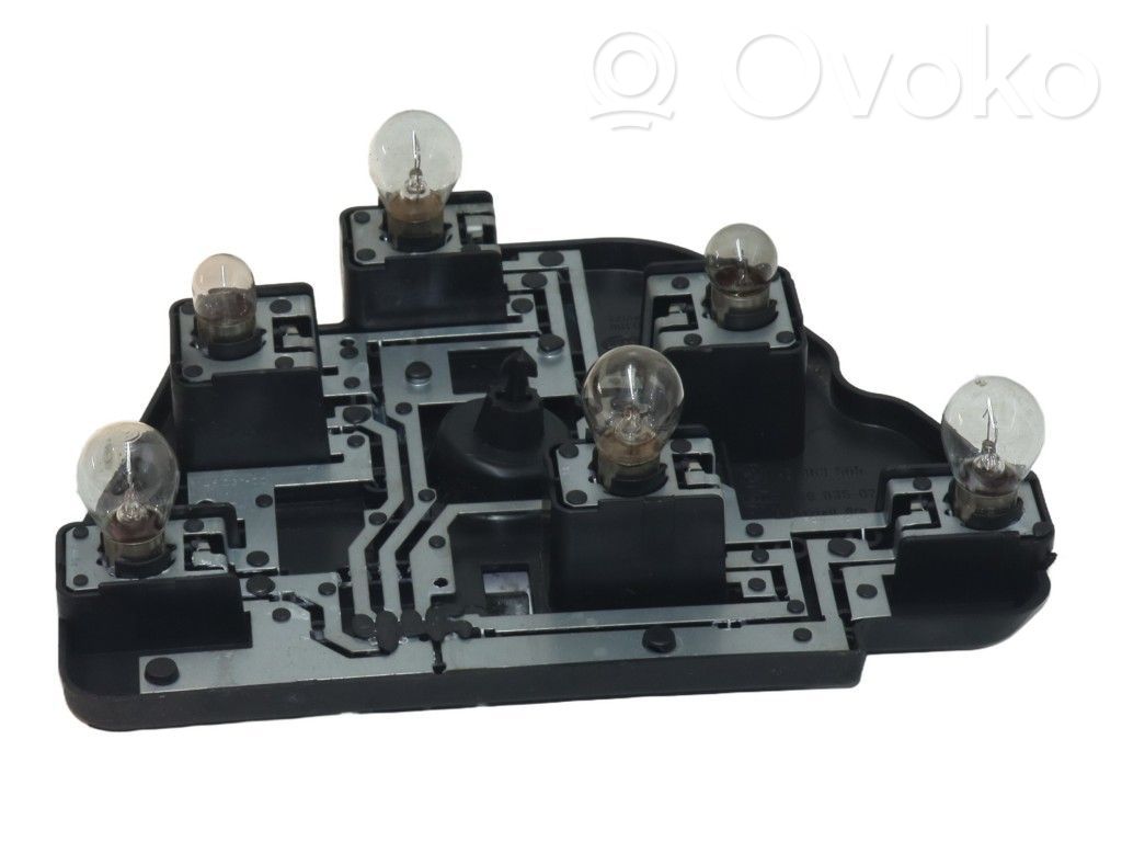 BMW 5 E39 Tail light bulb cover holder 