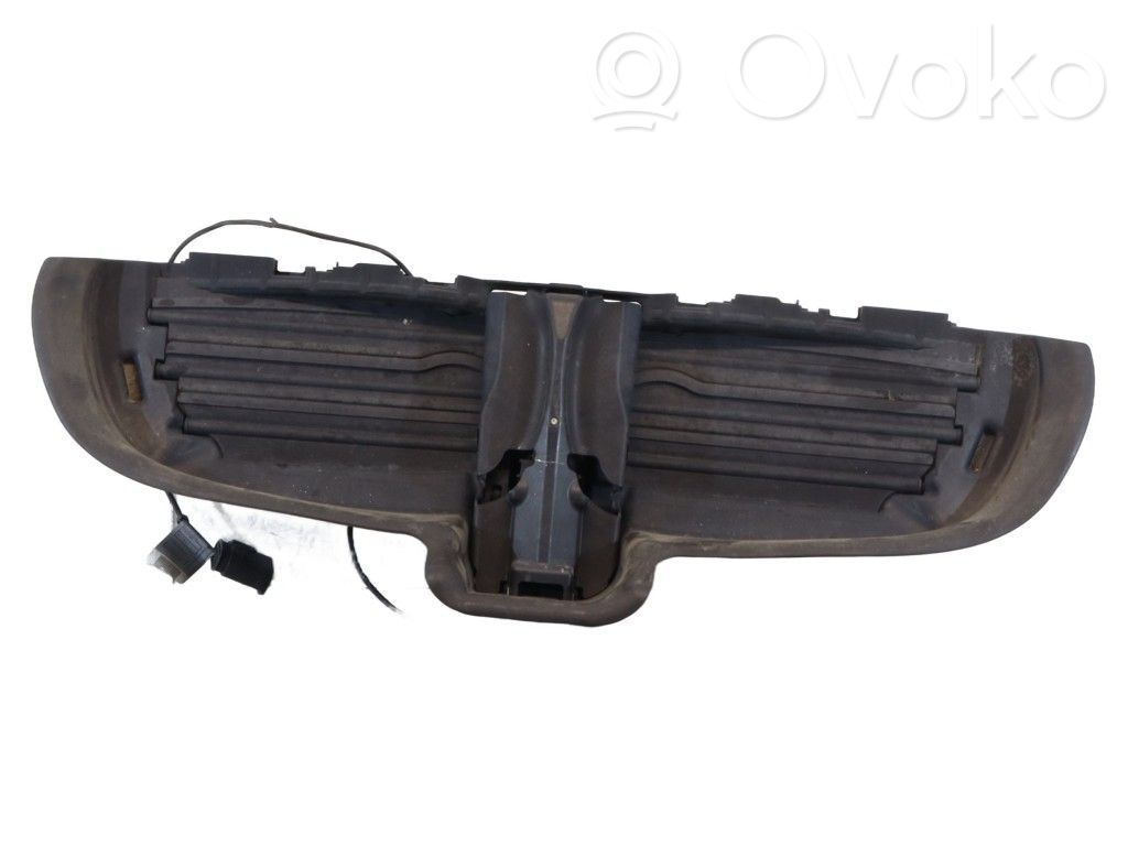 Radiatorių panelė   51647174450