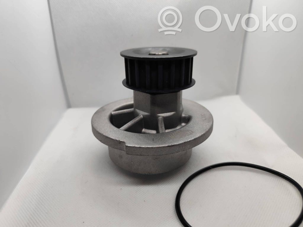 Opel Astra G Pompe de circulation d'eau 