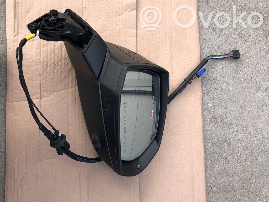 Audi Q7 4M Front door electric wing mirror 