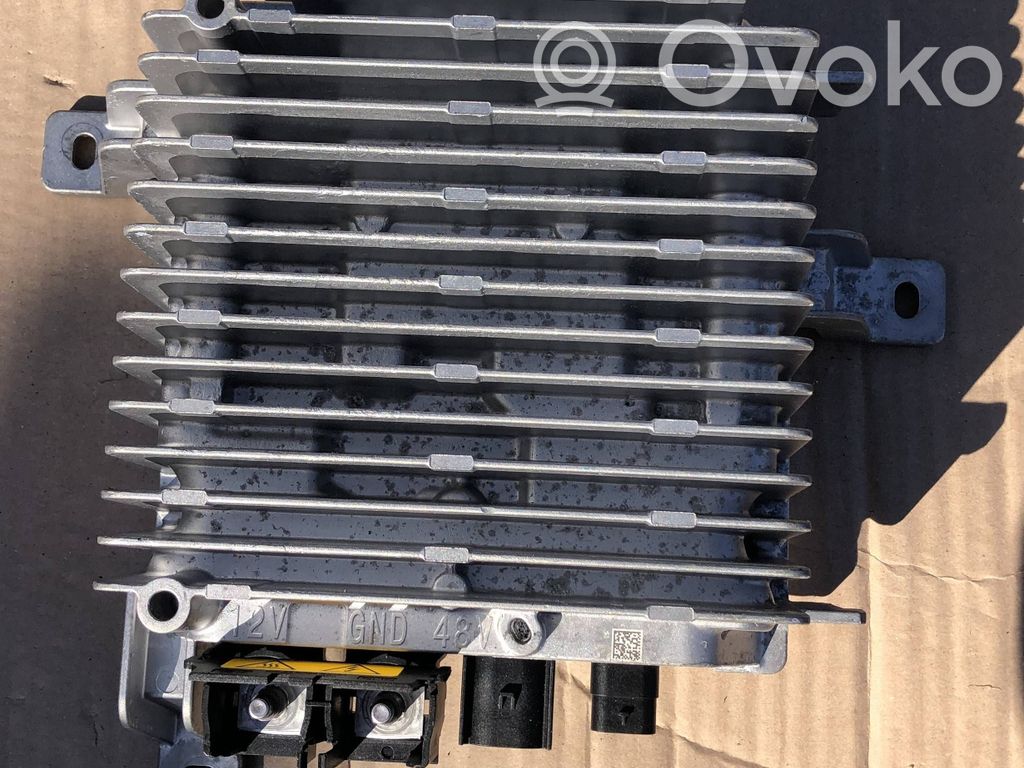 Volkswagen PASSAT B8 Inversor/convertidor de voltaje 