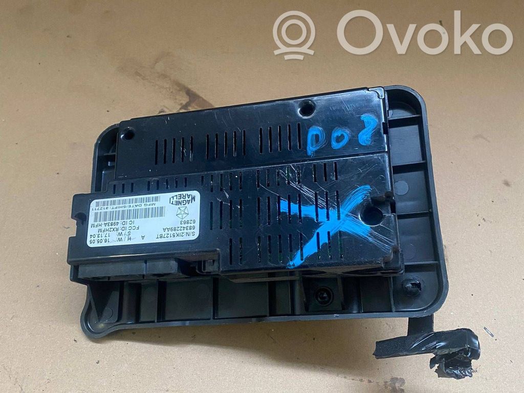 Module unité de contrôle Bluetooth   68342289AA