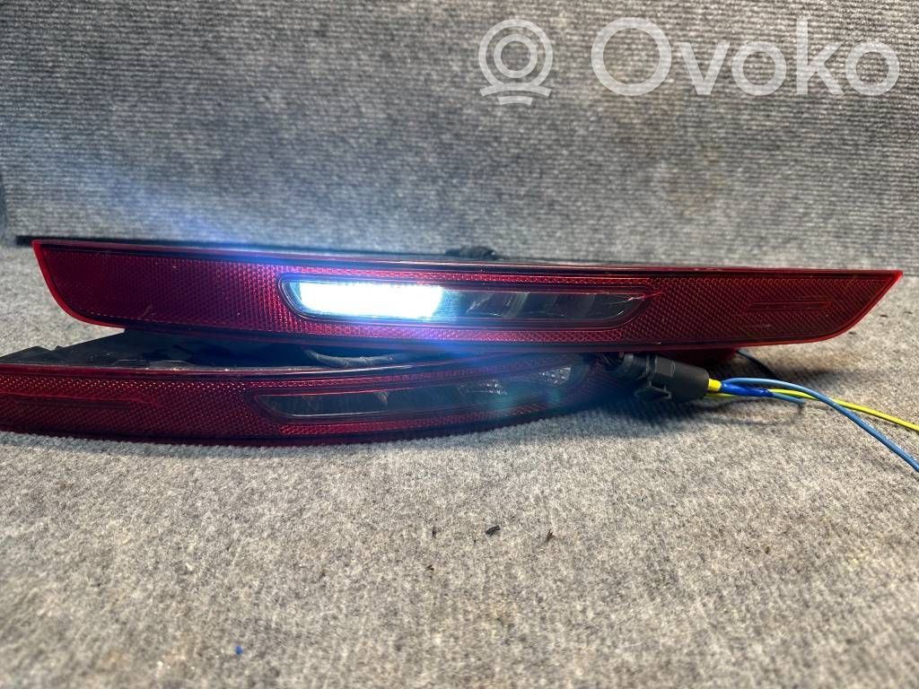 Porsche Macan (95B) Odblask lampy tylnej 