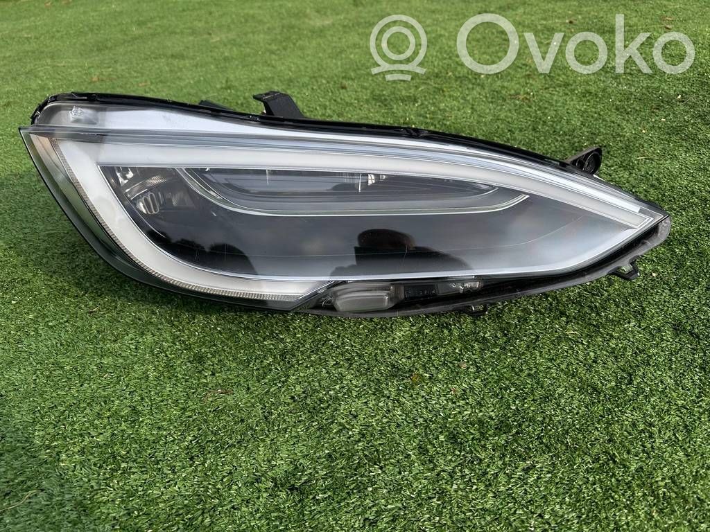 Tesla Model S Headlight/headlamp 