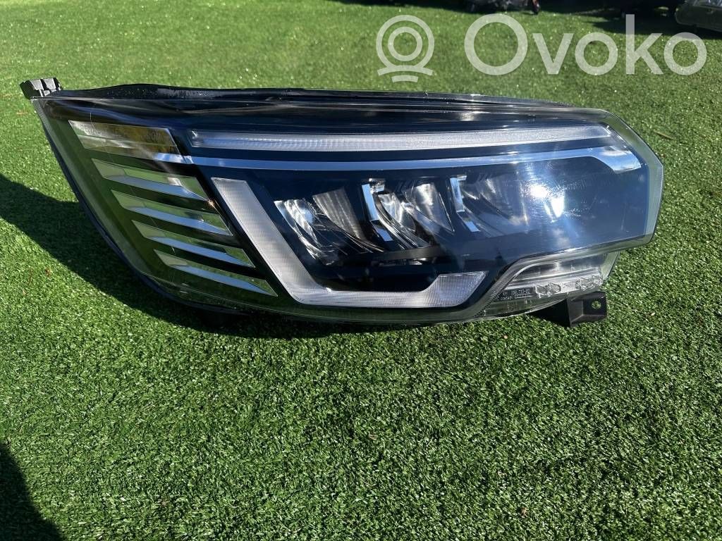 Lampa przednia   260102899R,1EX01472102,00022338