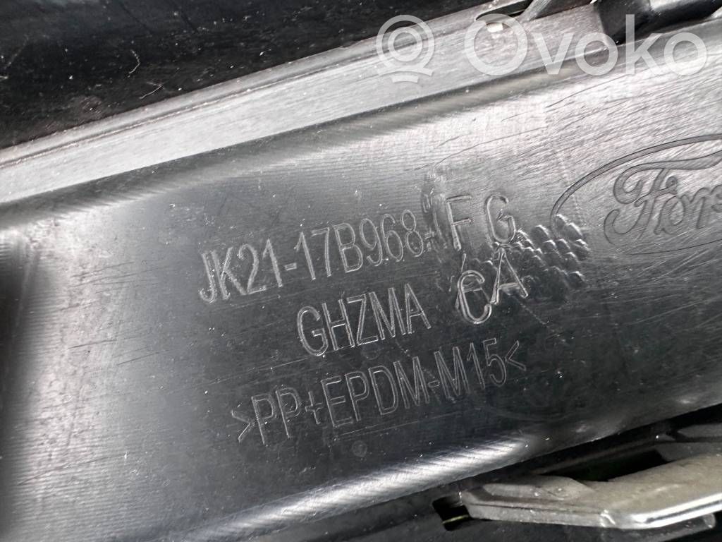 Ford Transit Custom Augšējais režģis 