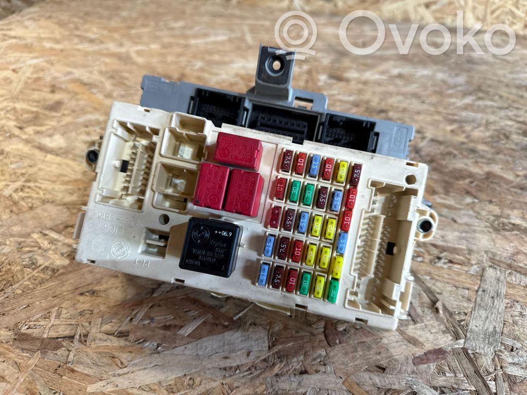Alfa Romeo 159 Fuse module 