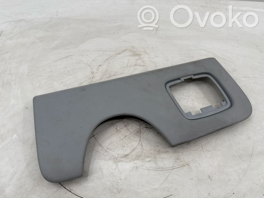 Panel trim   44ZU223,1X4XF04327