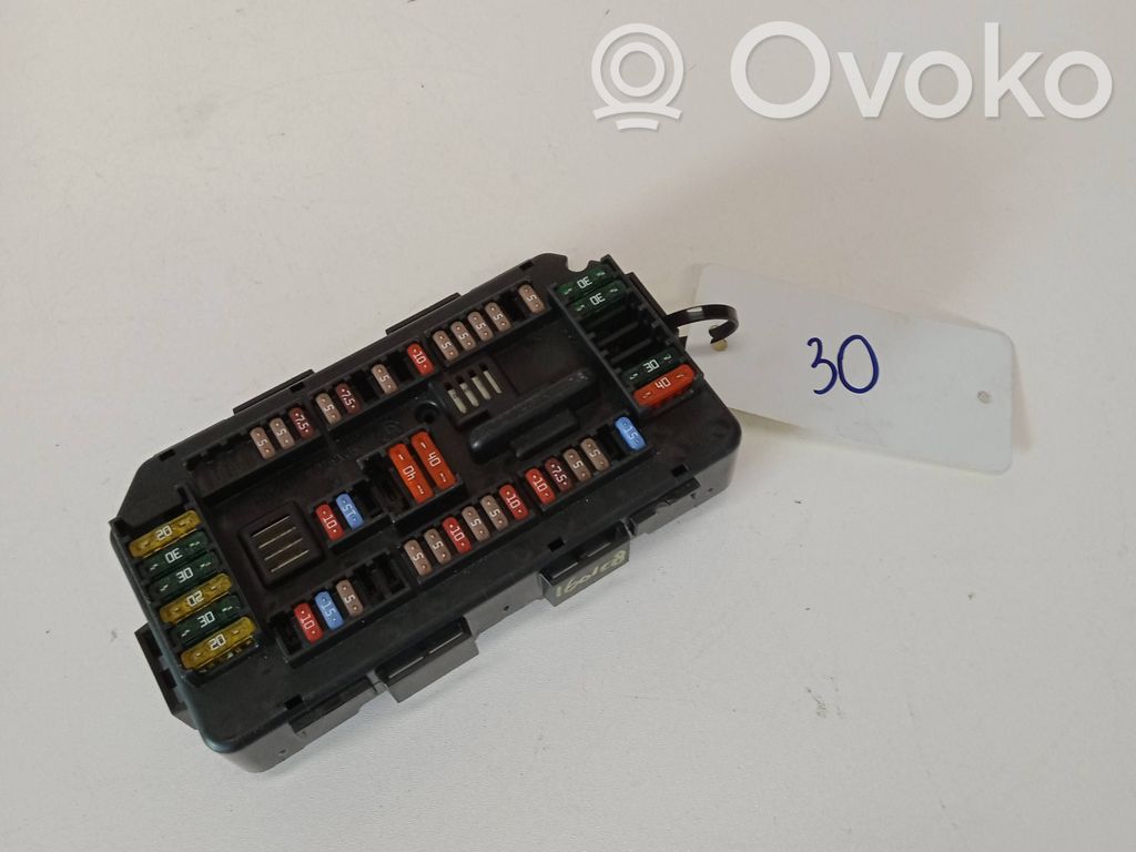 BMW 3 F30 F35 F31 Fuse module 