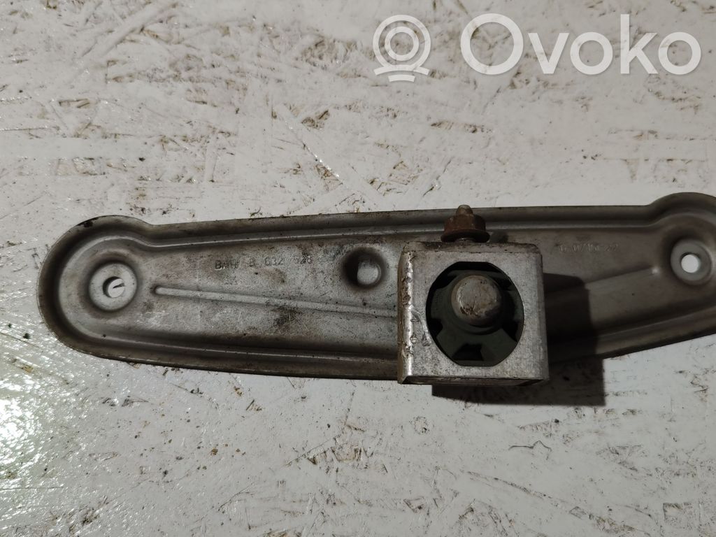 Mocowanie / Uchwyt tłumika   8632528