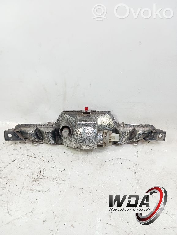 Peugeot 208 I Third/center stoplight 