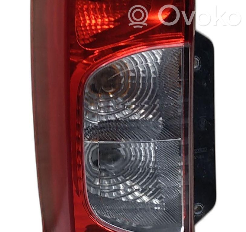 Peugeot Bipper Luz trasera/de freno 