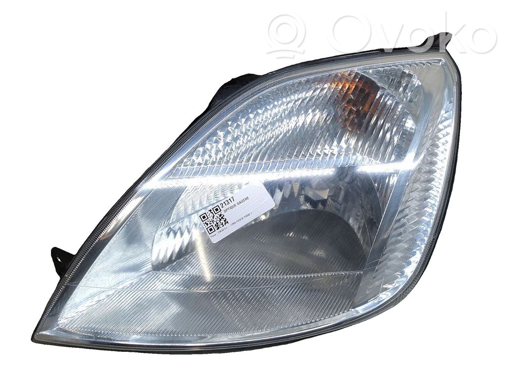 Ford Fiesta Headlight/headlamp 