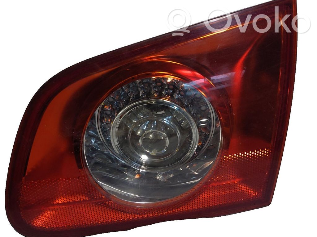 Volkswagen PASSAT Luz trasera/de freno 