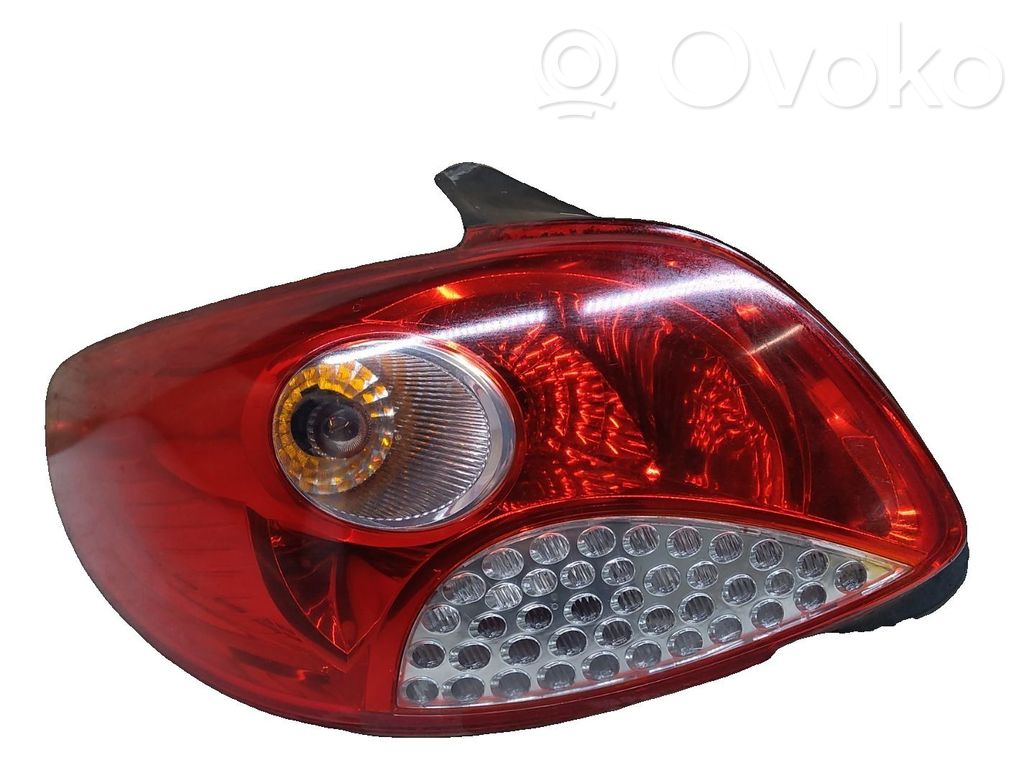 Peugeot 206 Galinis žibintas kėbule 