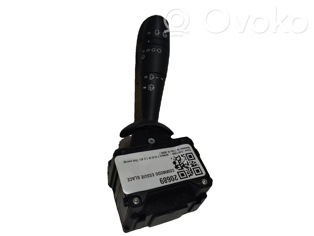 Renault Clio IV Wiper control stalk 