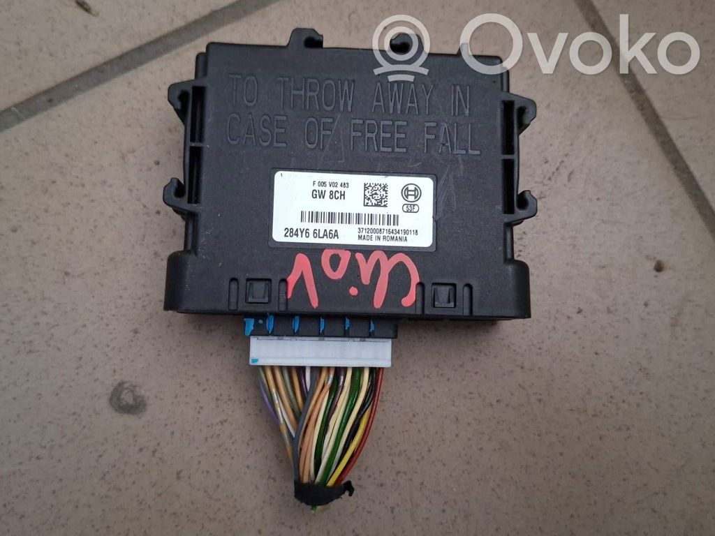 Renault Clio V Gateway control module 