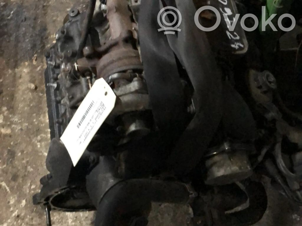Peugeot 207 Двигатель 