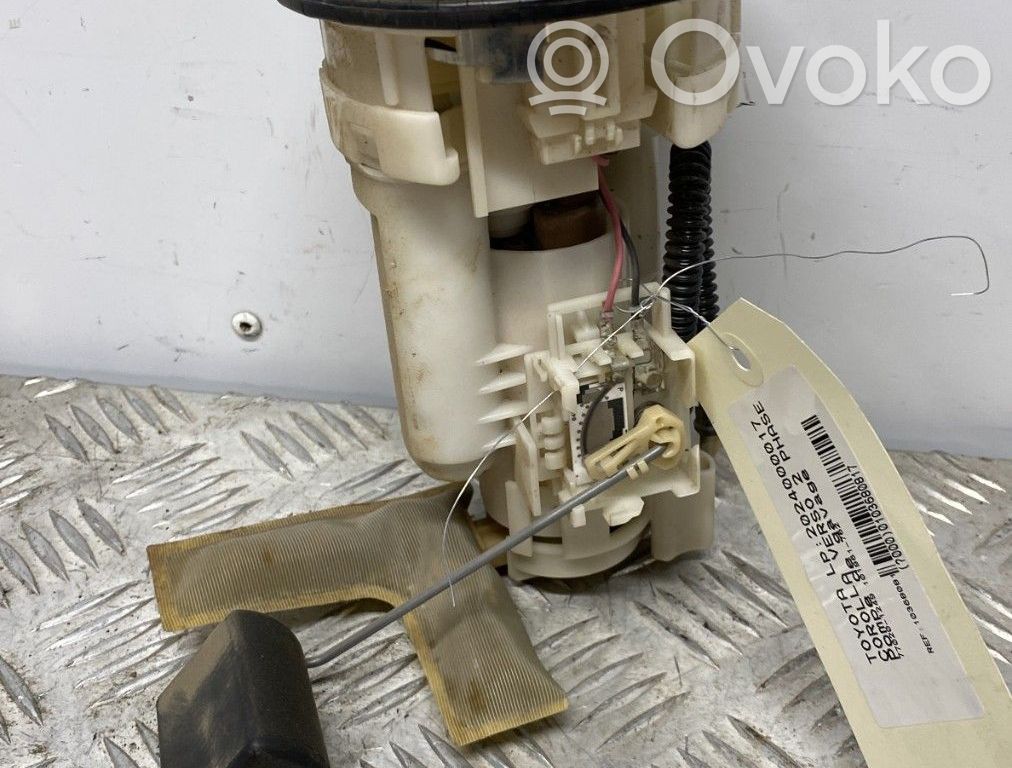 Toyota Corolla Verso E121 Bomba interna de combustible 