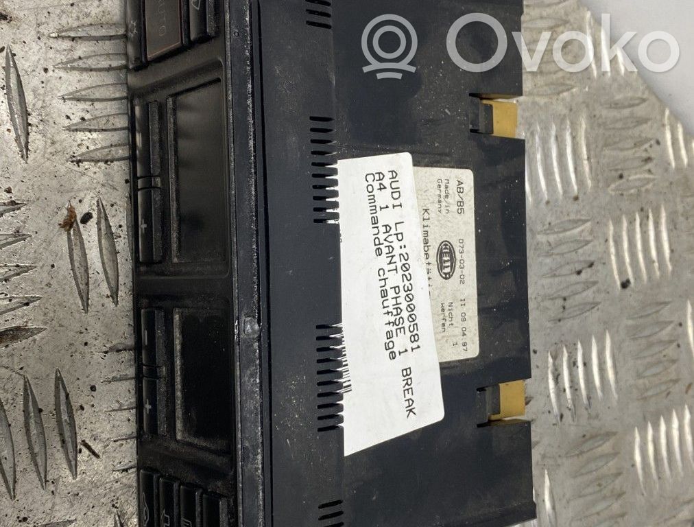 Audi A4 S4 B5 8D Climate control unit 