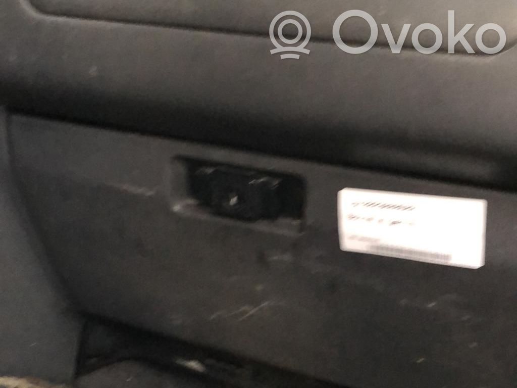 Mitsubishi Pajero Juego guantera 