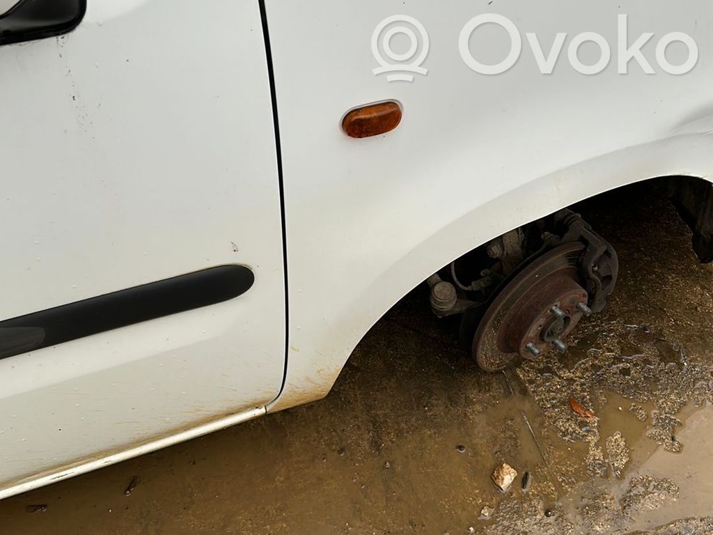 Opel Agila A Spārns 
