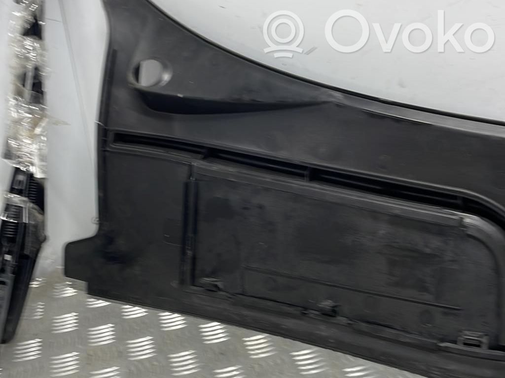 Audi A5 Podszybie przednie 