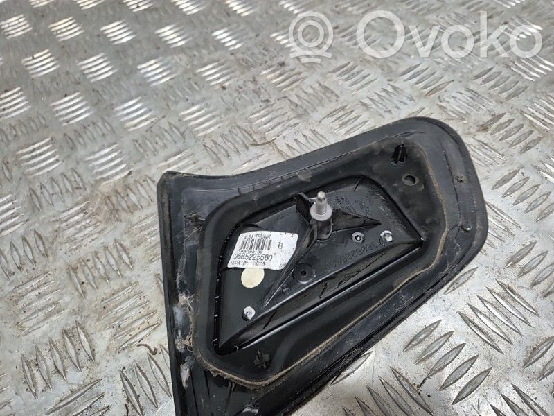 Citroen C3 Luci posteriori del portellone del bagagliaio 