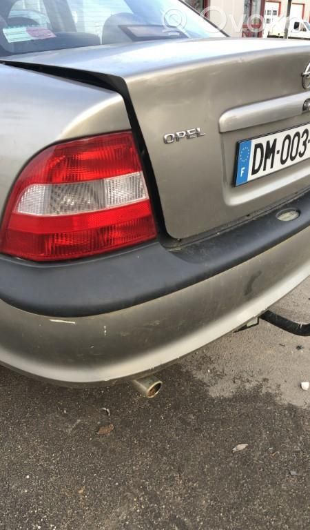 Opel Vectra B Paraurti 