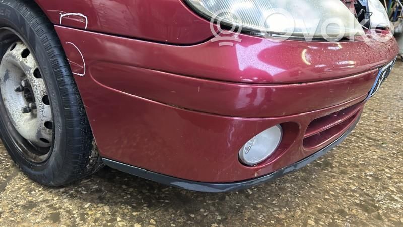 Renault Megane I Parachoques delantero 