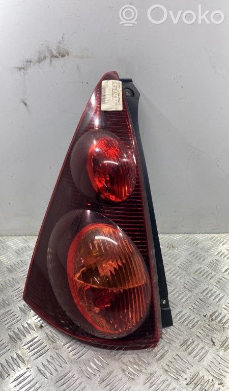 Peugeot 107 Galinis žibintas kėbule 