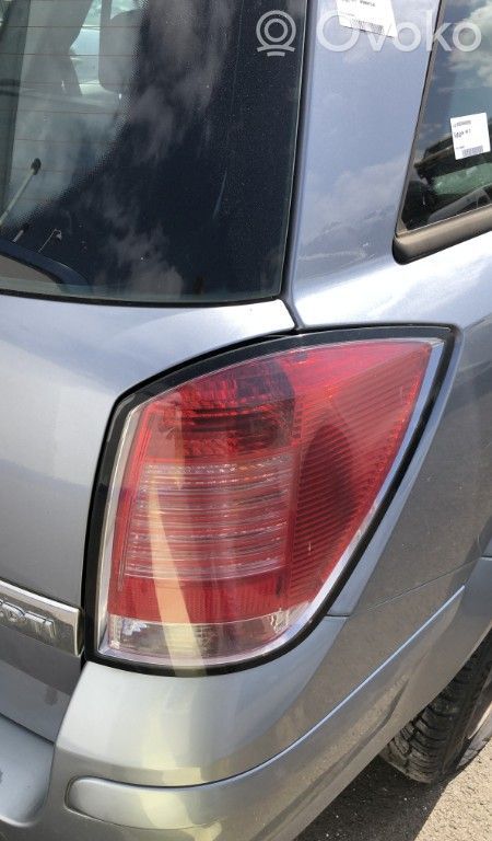 Opel Astra H Galinis žibintas kėbule 