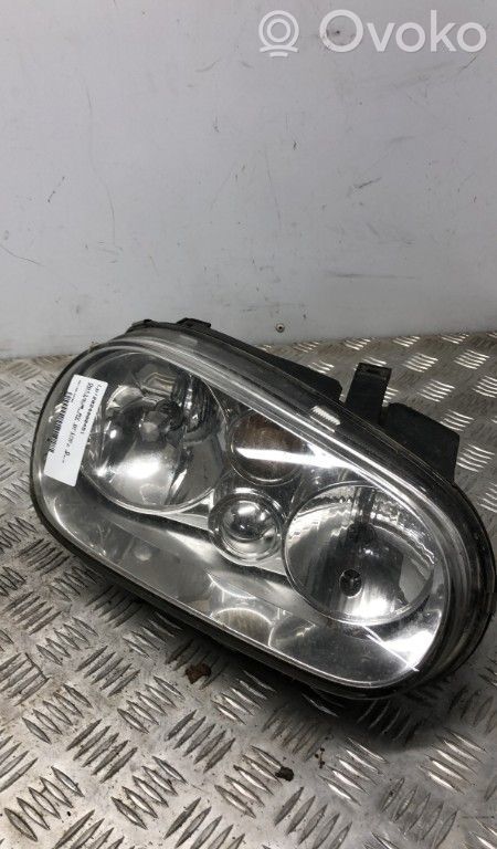 Volkswagen Golf IV Faro/fanale 