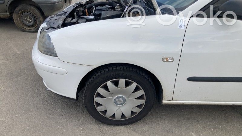 Seat Cordoba (6L) Aripă 