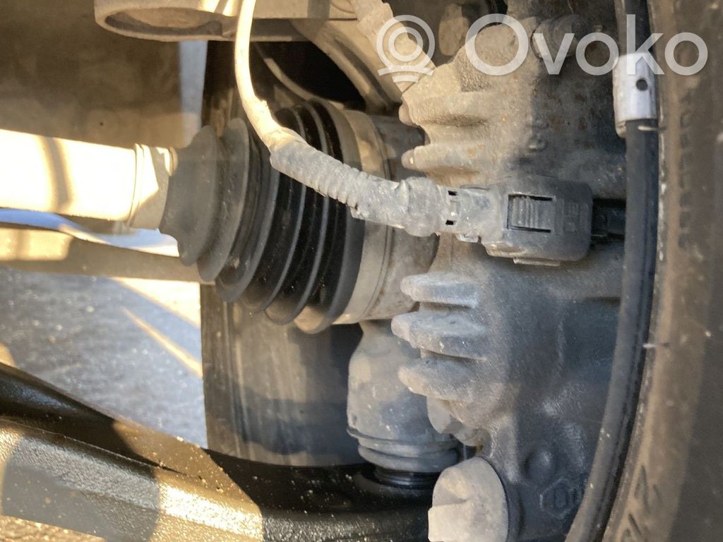 Opel Movano B Achsschenkel vorne 
