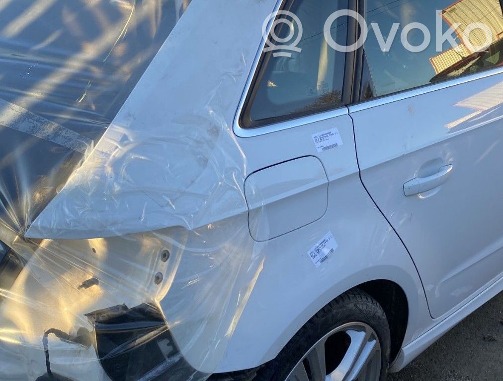 Audi A3 S3 8V Panel lateral trasero 