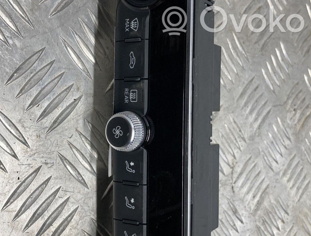 Audi A3 S3 8V Climate control unit 