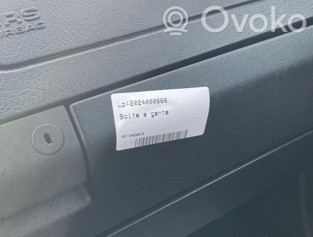 Mercedes-Benz C W202 Juego guantera 