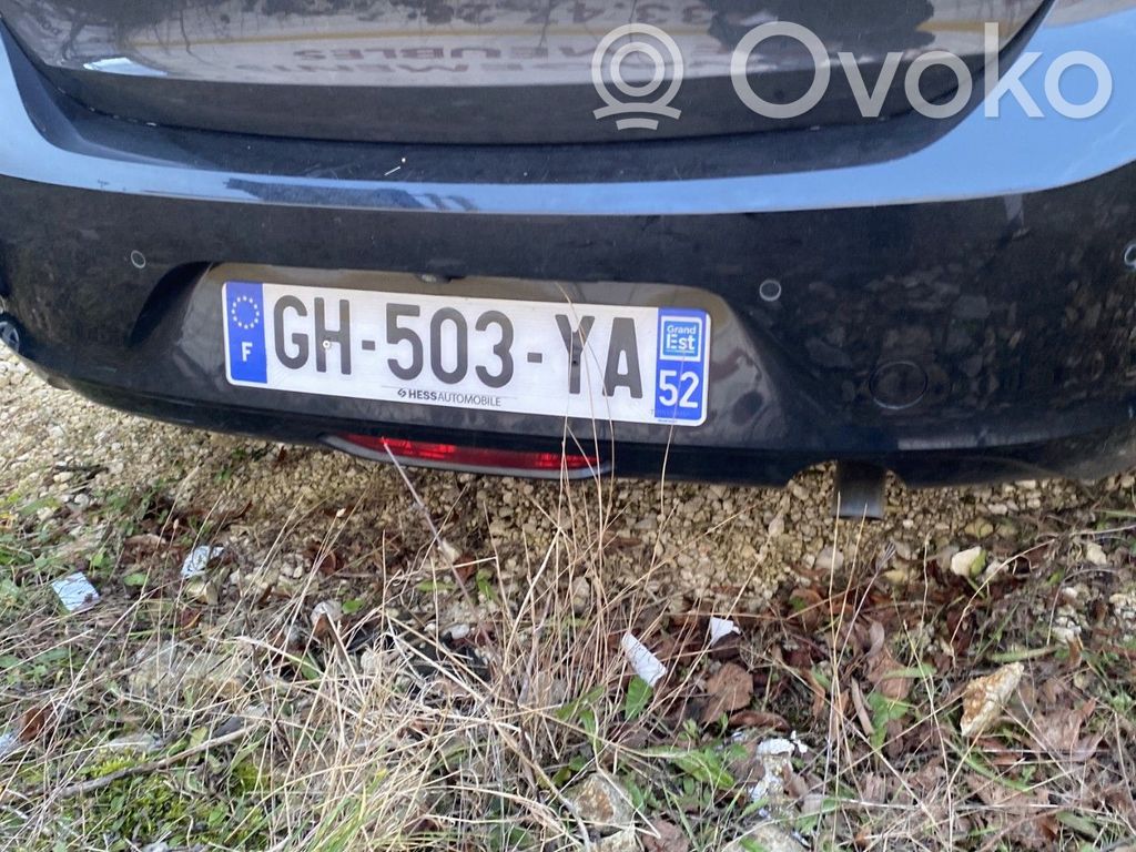 Opel Corsa F Parachoques 