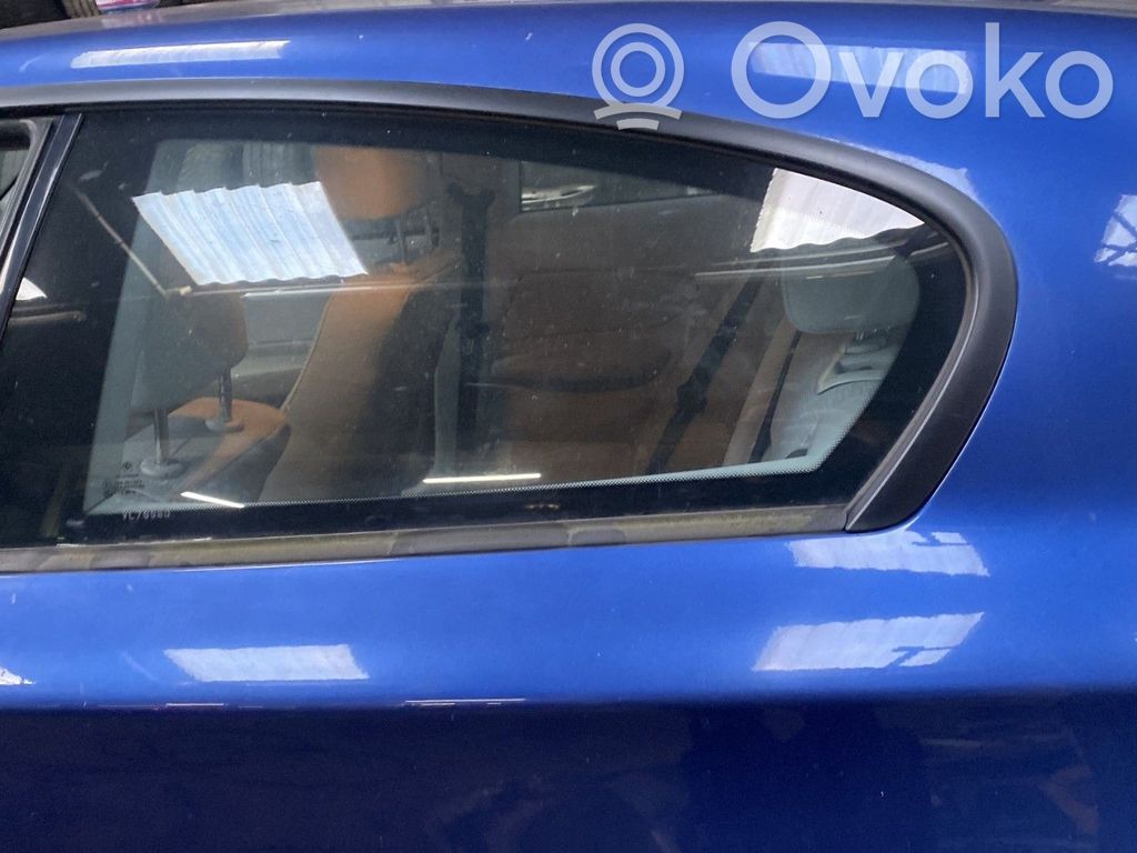 BMW 1 E81 E87 Rear side window 
