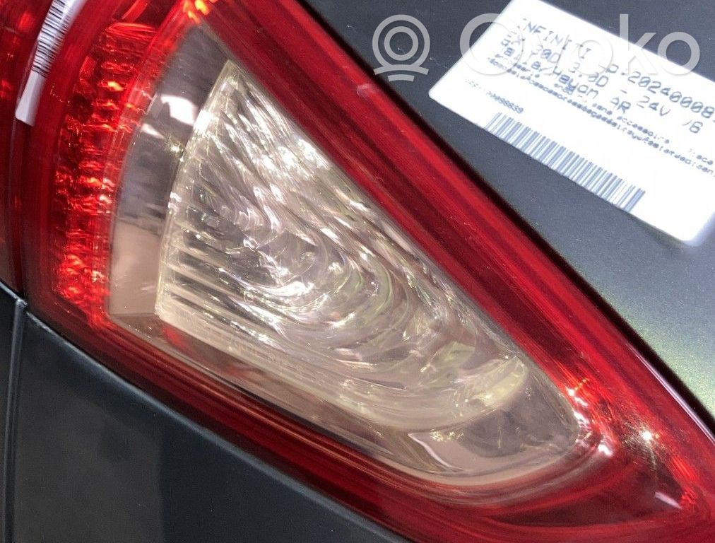 Infiniti EX Takaluukun takavalot 