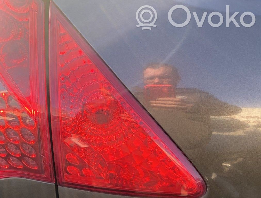 Peugeot 3008 I Luces portón trasero/de freno 