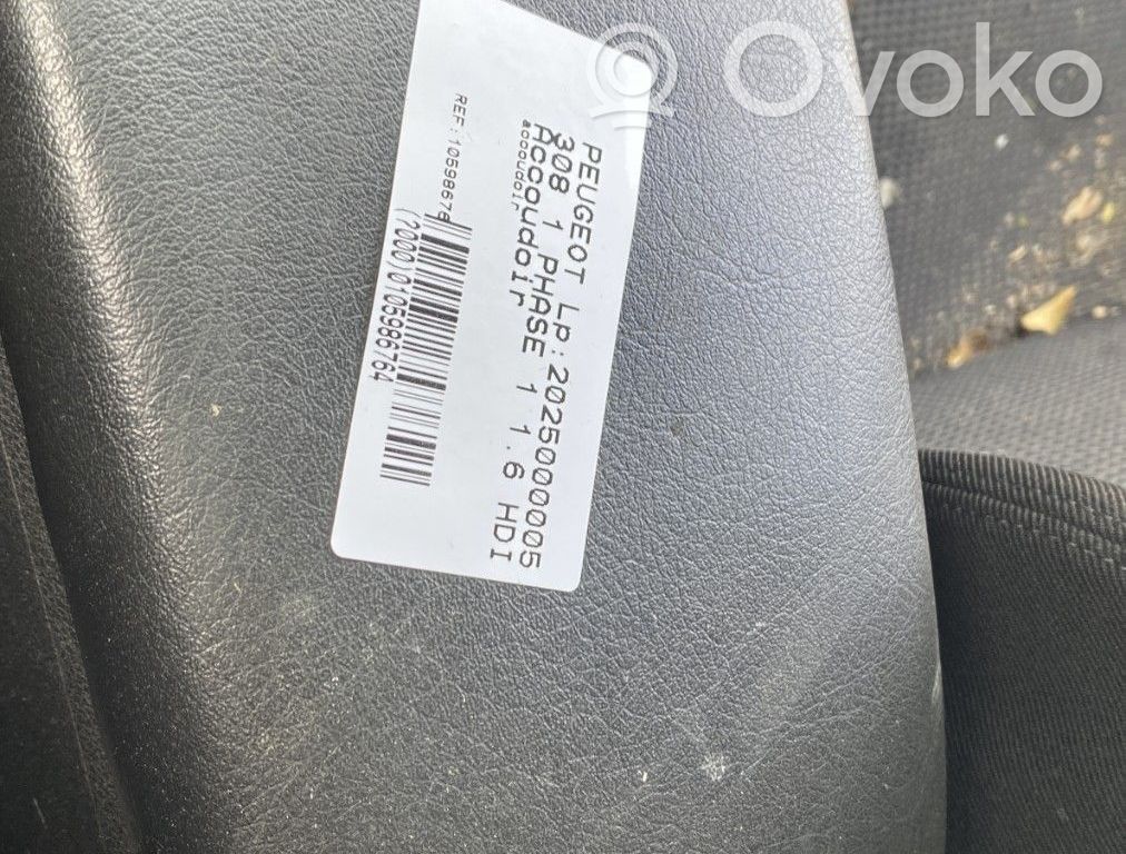 Peugeot 308 Reposabrazos 