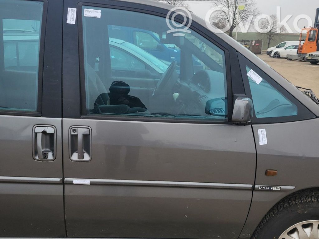 Lancia Zeta Drzwi przednie 